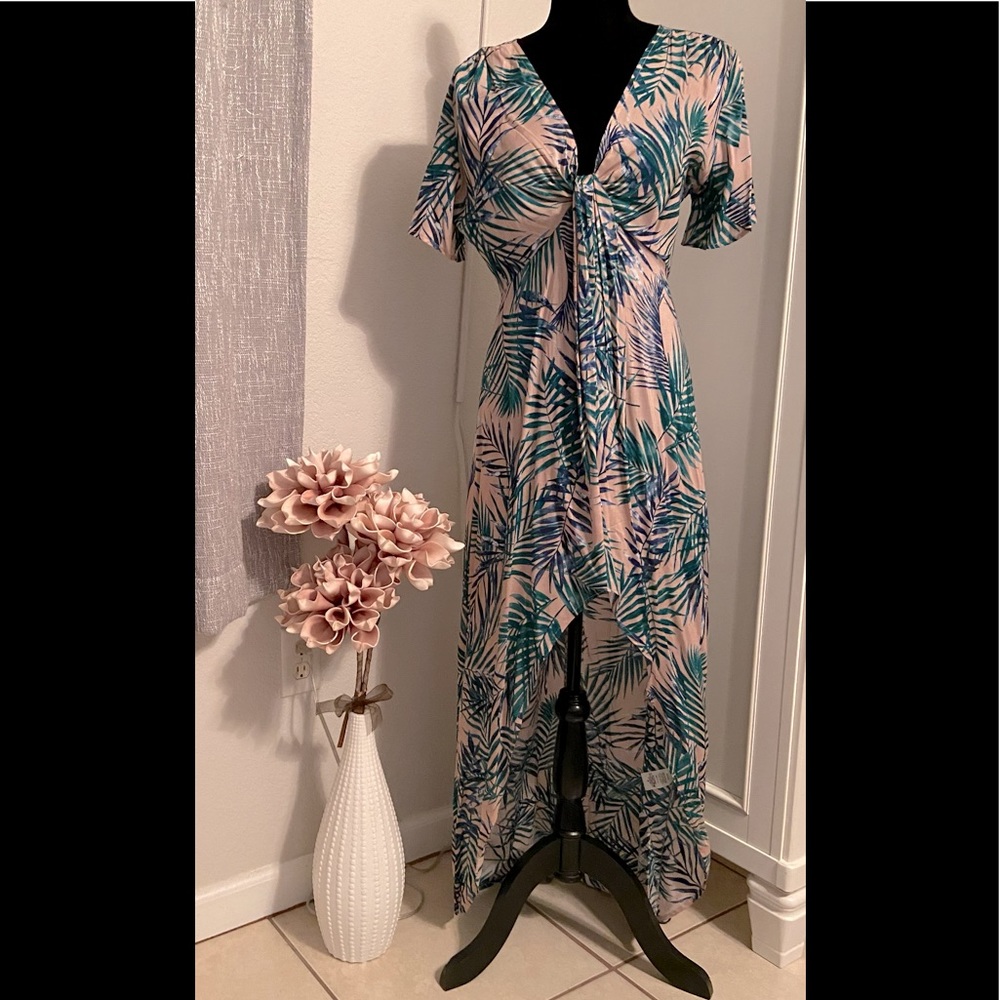 GB Tan/Cream Dress with Green and Blue Palm Leaves all over it. Size M